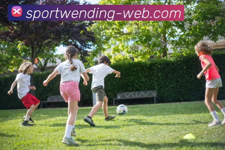 小凯文波特半场表现出色11投8中斩获17分精彩拉杆上篮引发全场欢呼