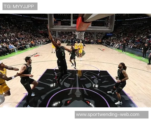 公牛半场小幅领先鹈鹕奥科罗火力全开锡安表现出色普尔贡献稳定得分